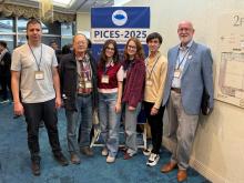 На фото: к.г.н П.Ю. Семкин, чл.-корр. РАН, д.ф.-м.н. С.В. Пранц, аспиранты С. Худякова, М. Лебедева и В. Красиков, к.г.н. В.Б. Лобанов