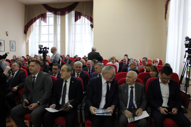 Заседание Президиума Дальневосточного отделения Российской академии наук 10 февраля 2026 года (фотография с сайта Президиума ДВО РАН)